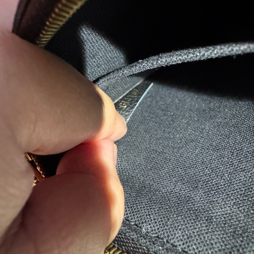 Pre-loved Louis Vuitton monogram pochette pallas. - Picture 9 of 15
